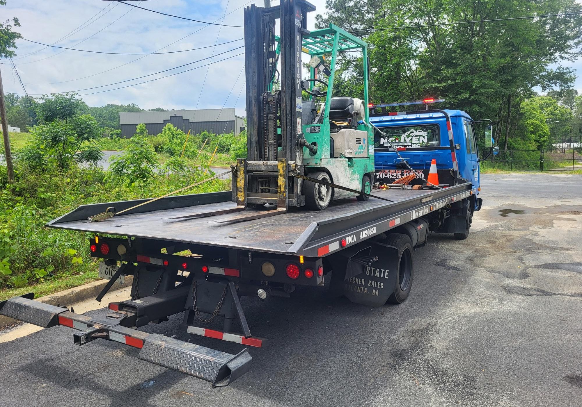 Nguyen Trucking (6) Nguyen Trucking (6)